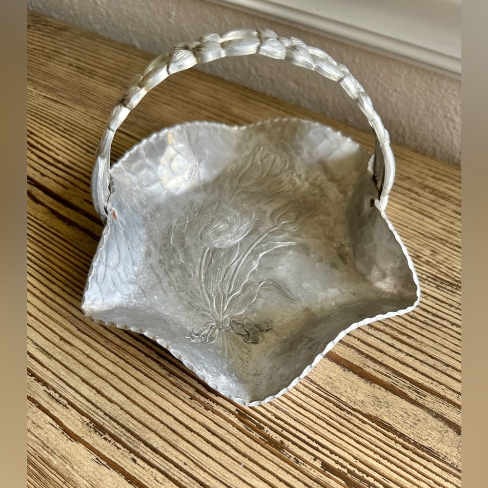 MCM Hammered Aluminum Basket W/Tulips Hand Wrought Creations by Rodney Kent #429